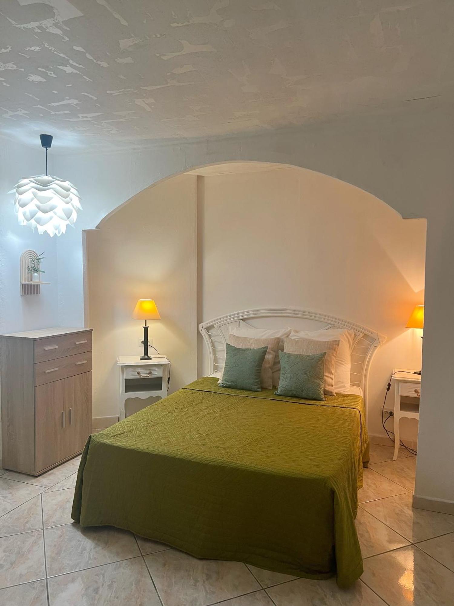 Bed & Breakfast Le Beausejour Carcassonne Exterior photo